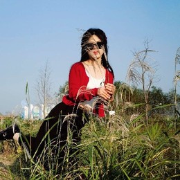 是佳佳的小梨呀